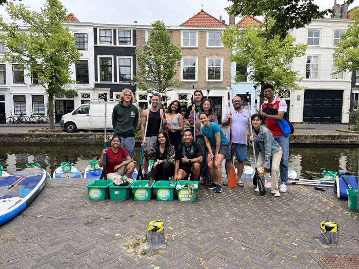 Students in canal clean up